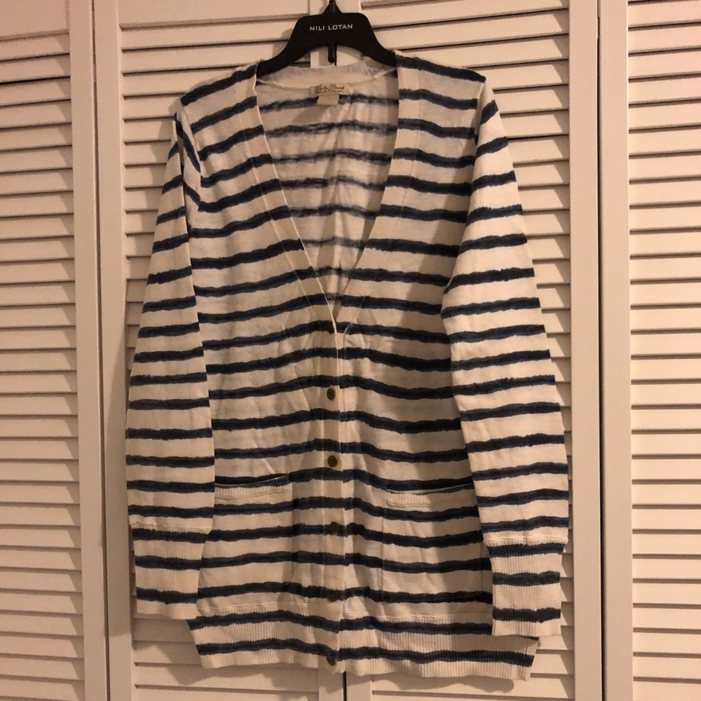 Cardigan - Picture 2 of 5